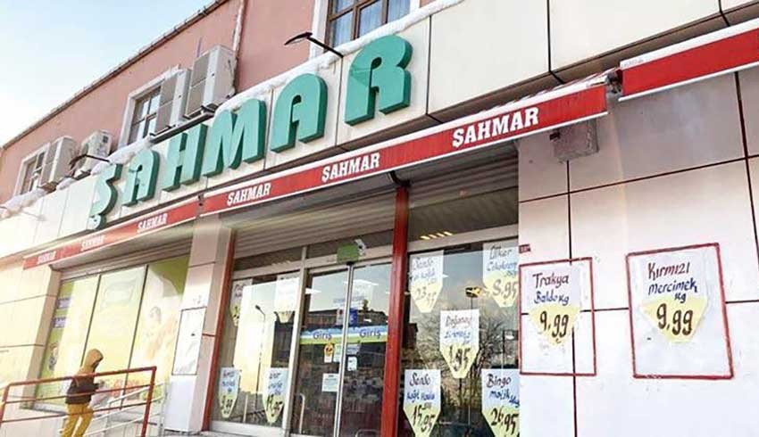 Market devi Şahmar'da neler oluyor? Hikmet Şahin sattı, market kepenk indirdi