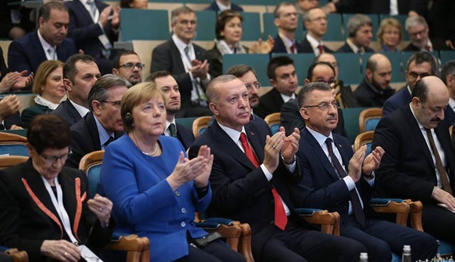 Merkel: Bilim ne kadar özgürse, bilimde elde edilen sonuçlar da o kadar zengindir