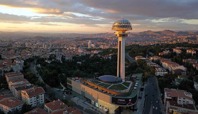 Mimarı izin vermedi, yargı Atakule'nin ruhsatını iptal etti