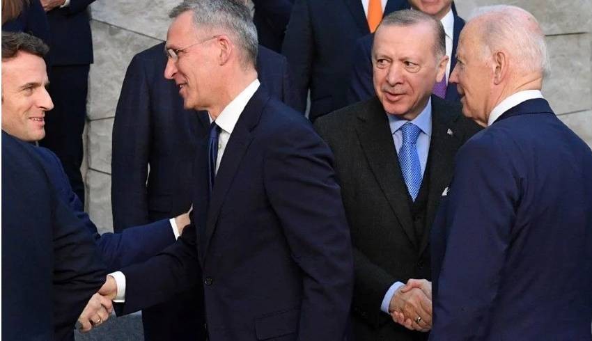 NATO toplantısına hangi lider yetişemedi?