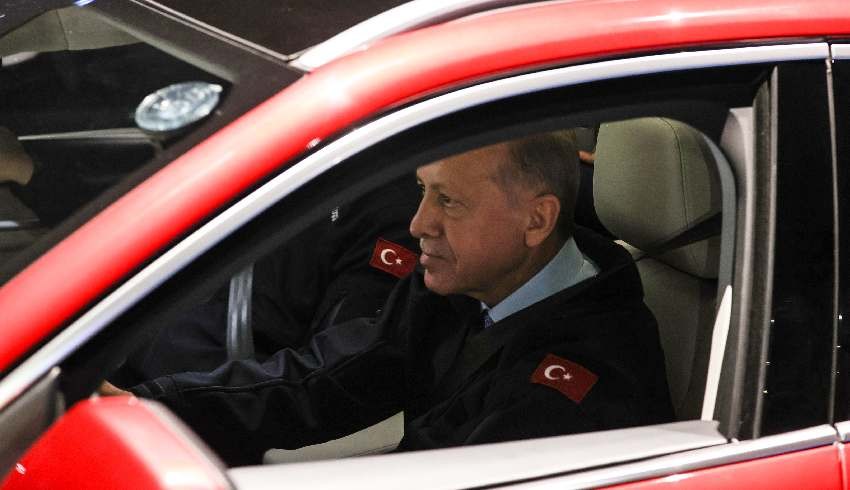 Nebati'ye kötü haber! Erdoğan açıkladı: İkinci Togg kime verilecek?