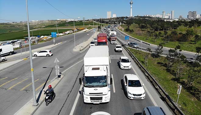 O araçlara yasak geldi! UKOME'den İstanbul trafiğini rahatlatacak karar