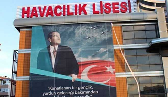 Özel Gökjet Havacılık Mesleki ve Teknik Anadolu Lisesi öğretmenleri de iş bıraktı