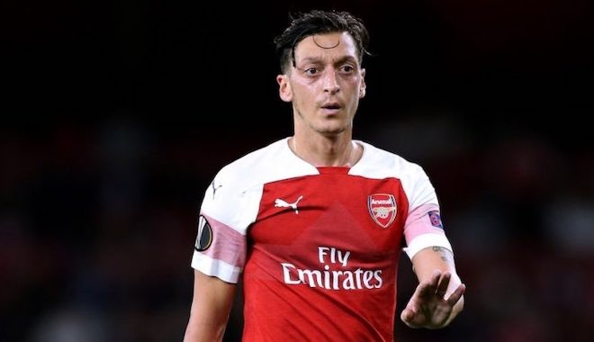 Özil, PES 2020'nin Çin versiyonundan çıkarıldı