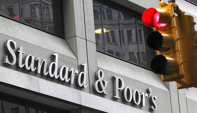 S&P: Avro Bölgesi hafif resesyona giriyor