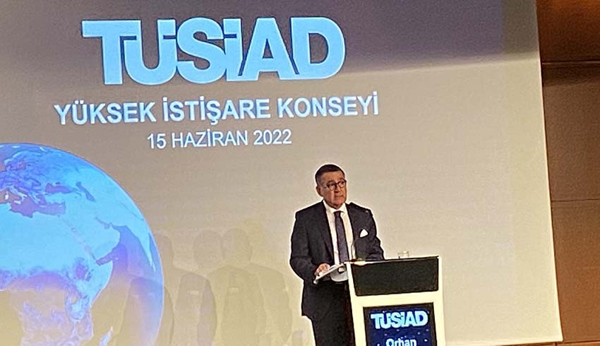 TÜSİAD Başkanı Turan: Gelirler eriyor; fakirleşerek büyüyoruz