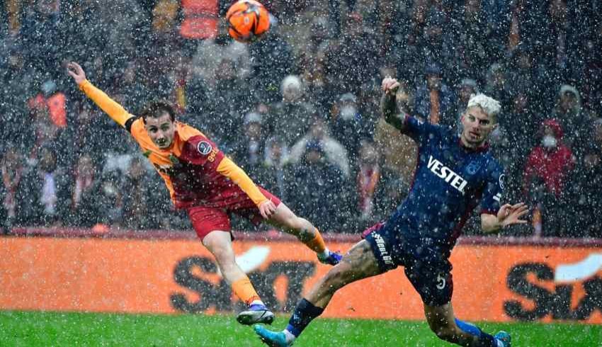 Trabzonspor, Galatasaray'ı evinde yıktı!