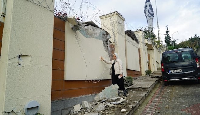 Türkiye bu ayıbı konuşacak! Üsküdar Belediyesi, merhum Kemal Unakıtan'ın eşi Ahsen'i tartakladı, evini yıktı