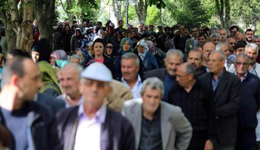 Türkiye'de emeklilerin ömrü kısa, maaşı az