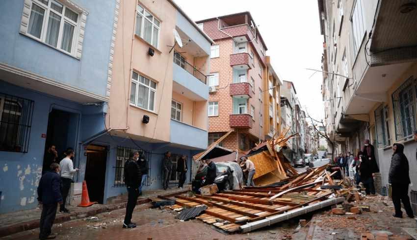 İstanbul Valiliği'nden 'fırtına' uyarısı