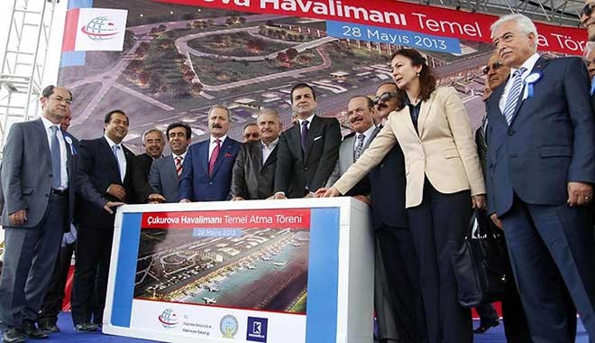 Yılan hikayesine dönen Çukurova Havalimanına kapalı ihale